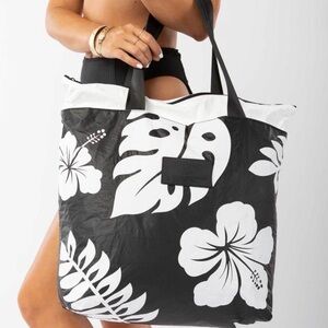 ALOHA collection day tripper bag with zipper, water resistant